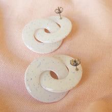 Charger l'image dans la galerie, Les Horus XS - Blanc moucheté