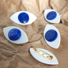 Charger l'image dans la galerie, Broche - Oeil bleu
