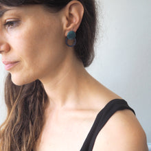 Charger l'image dans la galerie, Boucles d'oreilles Isis - Vert paillettes